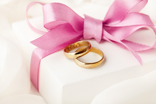 How to choose the perfect wedding gift?