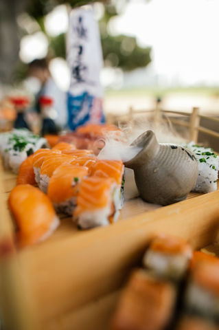 דוכן סושי.jpg