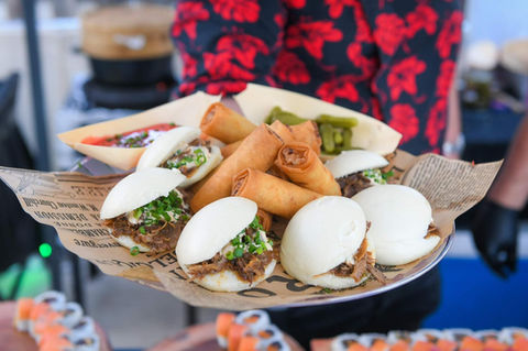 דוכן לחמניות באן.jpg