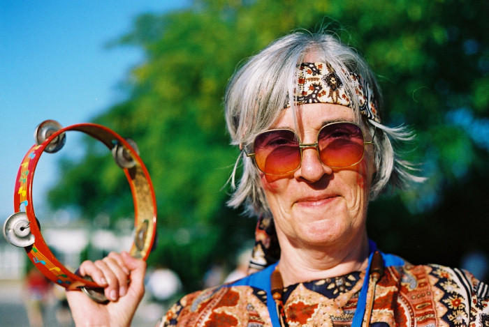 Old Hippies Get Educated on New Weed www.cannanews.buzz