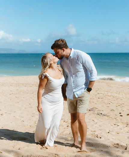 couples-photo--paia-maui_edited (1).jpg