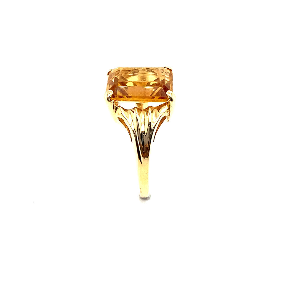 Thumbnail: Beautiful 10K Gold 5 Carat Citrine Ring
