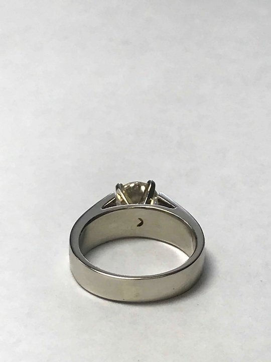 Thumbnail: 14 K White Gold 1.00 Carat Round Diamond Solitaire Engagement Ring