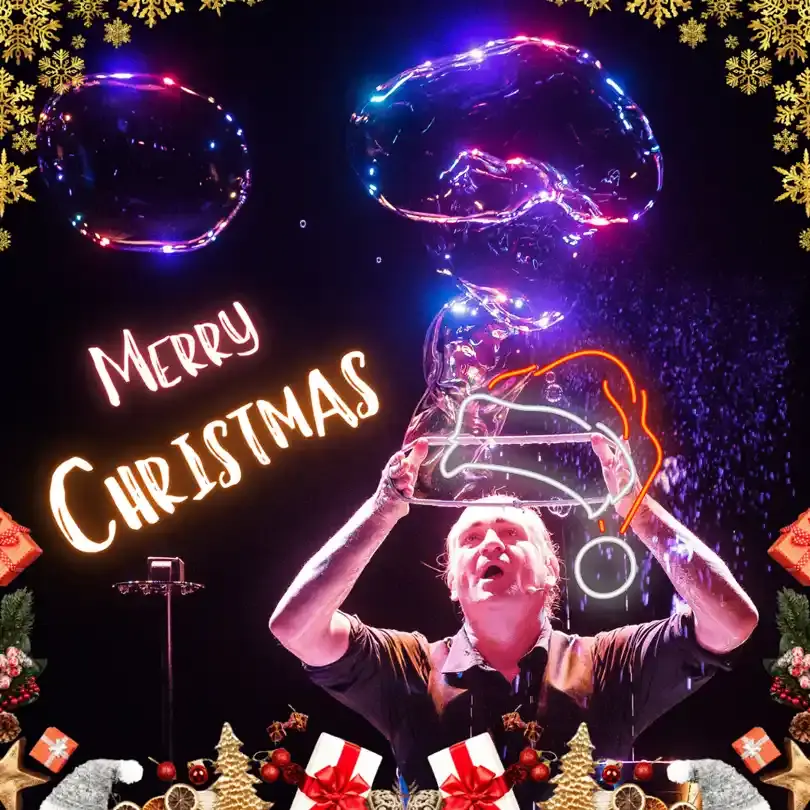 Spectacle de bulles géantes pour animation Noël entreprise.