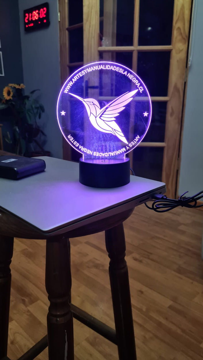 Lámpara led artes y manualidades2.jpeg