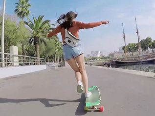 .Longboarding.Girls instagram blog