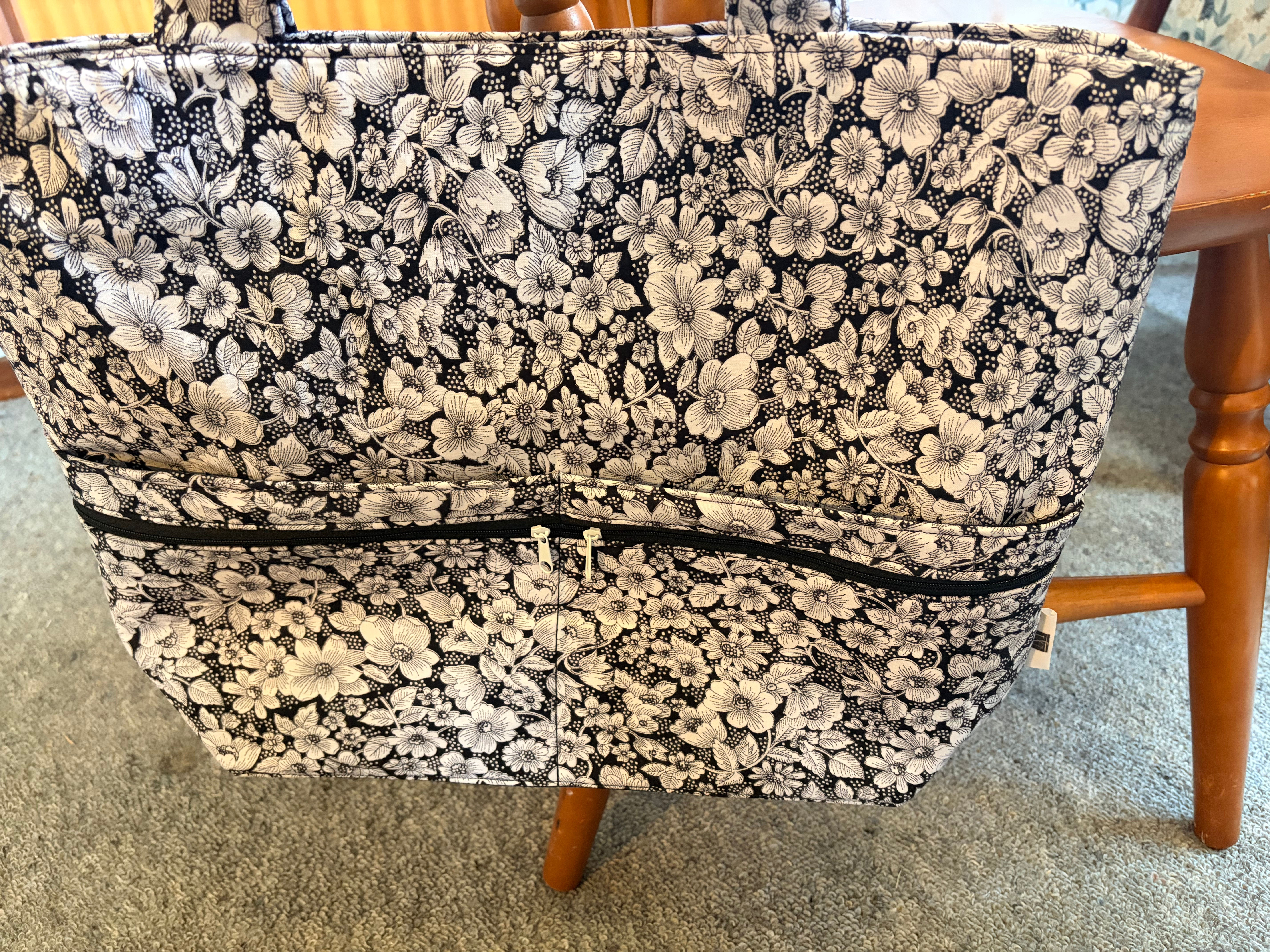 Black and White floral Travel Bag