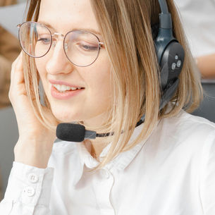 How 911 Dispatcher Vicarious Trauma Impacts the Invisible First Responders