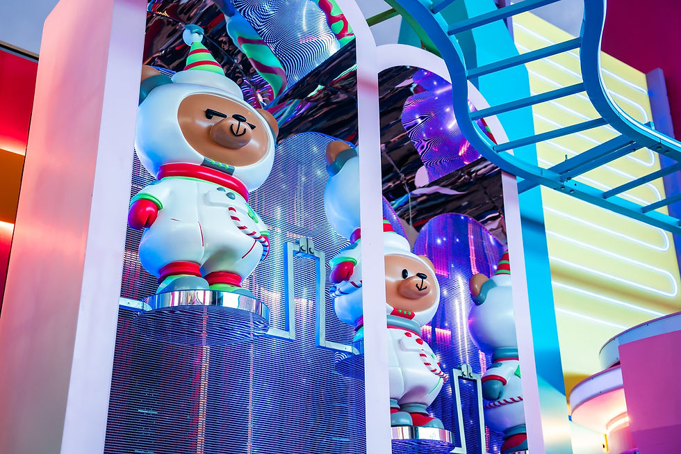 Best Places to Embrace Christmas Vibes in Hong Kong / https://www.theepicureanist.com/travel