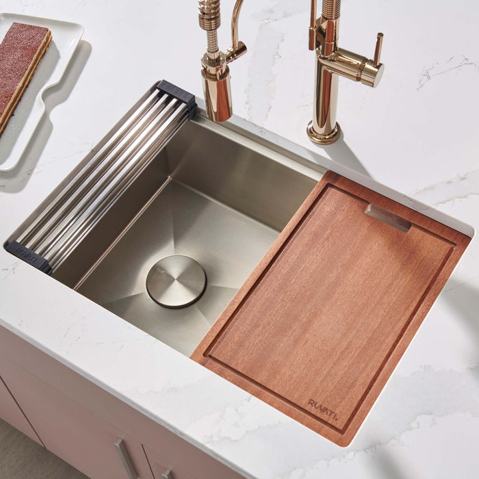 RVH8582 Veniso Kitchen Sink by Ruvati
