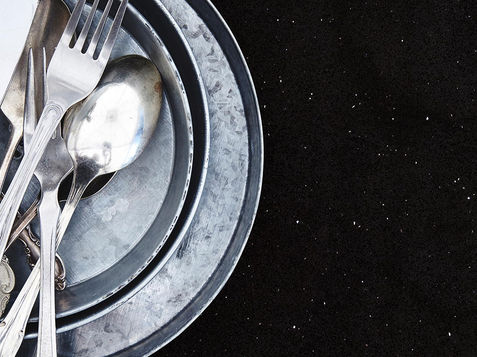 Sparkling Black™ by MSI