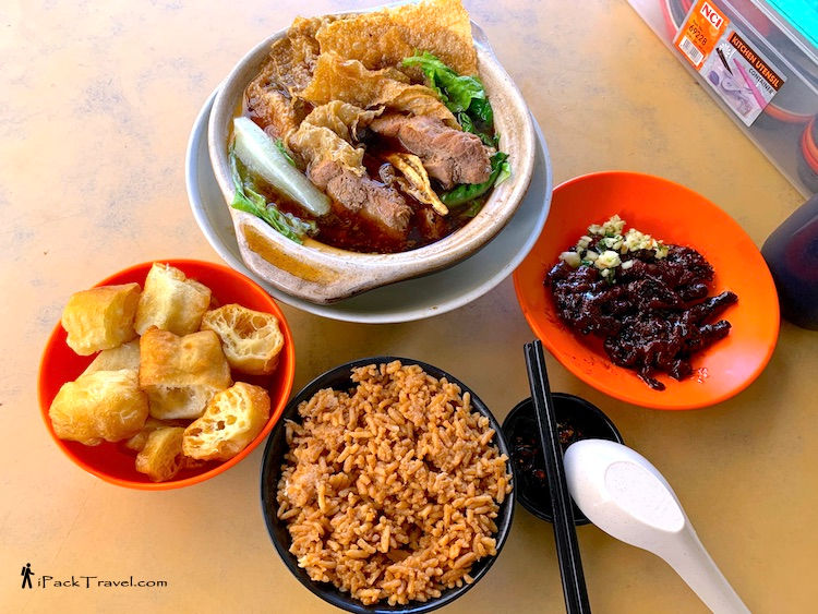 Jia Jia Bak Kuet Teh (家家肉骨茶): A bak kut teh full set