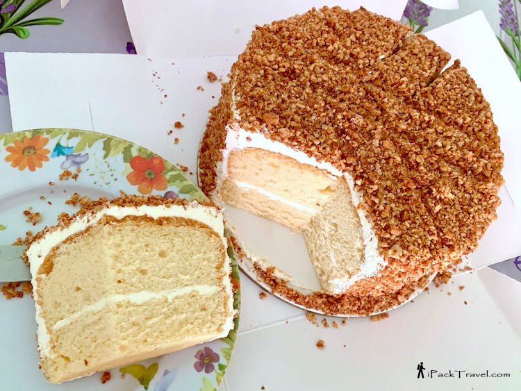 Uncle Lee's Confectionery (李叔叔面包西果店): Peanut Buttercream Cake