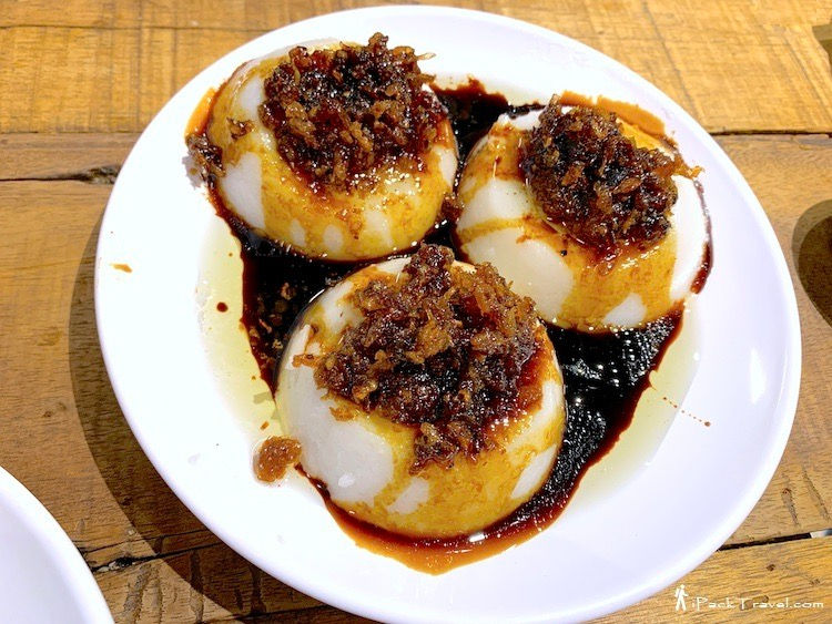 Pacific Kopi (民洋茶室): Chwee Kueh (水粿) with special garnish