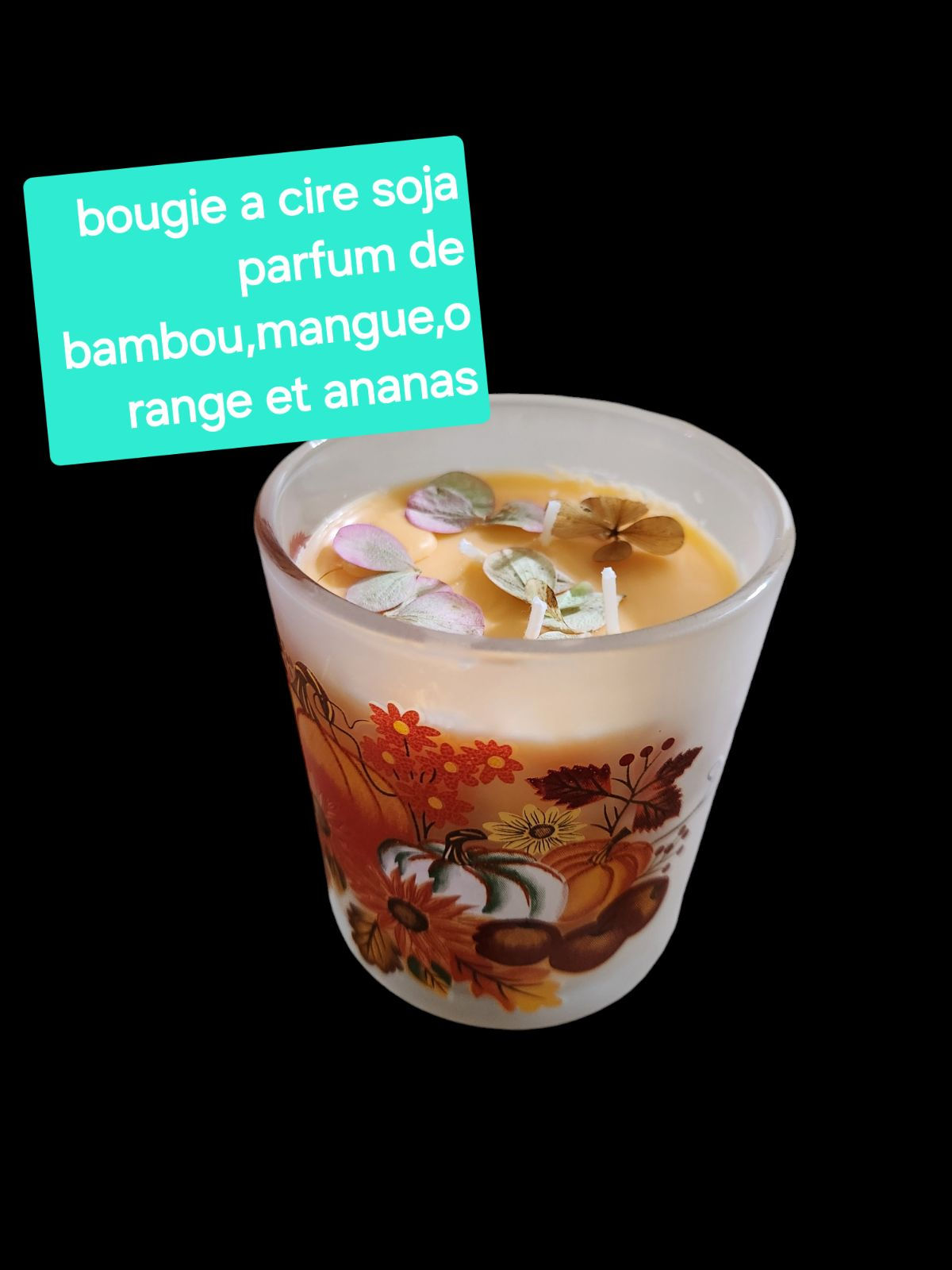 Superbe bougie a cire de soja parfum de bambou mangue,orangées ananas