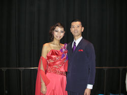 河原央 新井いづみ