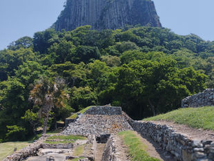 Quiahuiztlán, "Lugar de la Lluvia"
