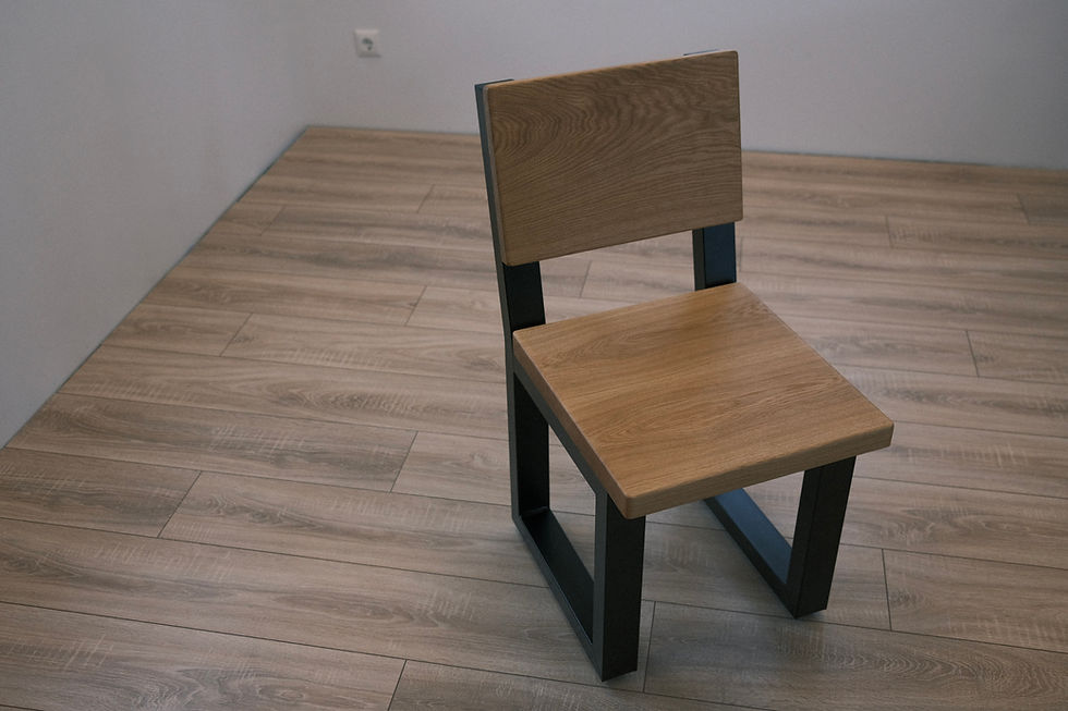 Miniaturbild: Eichenblatt® Signature Designer-Stuhl aus massiver Eiche