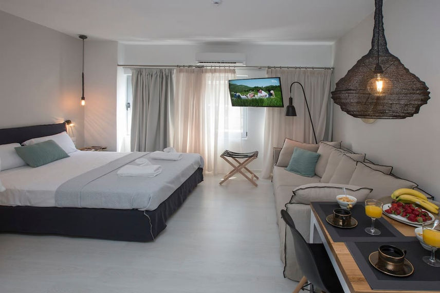 μετατροπη διαμερισματος σε airbnb διαμερισμα, εσωτερικη διακοσμηση επιπλα και αρχιτεκτονικη