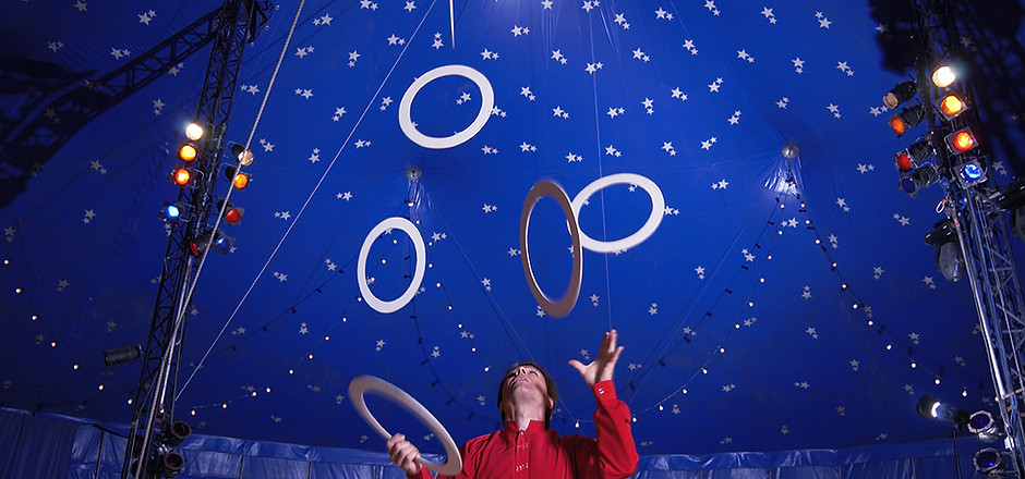 Hoops im Zirkus