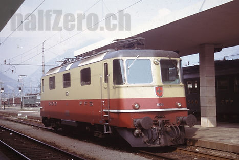 SBB CFF FFS Re 4/4 II Re 420