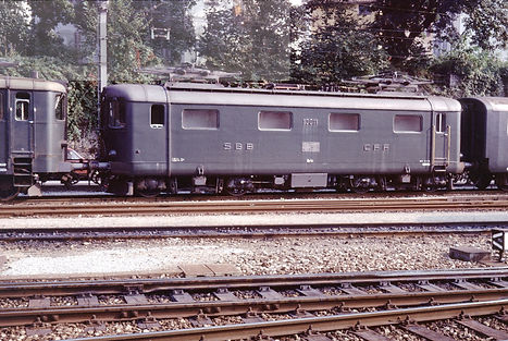 SBB CFF FFS Re 4/4 I
