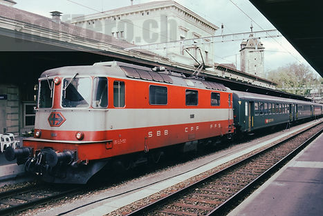 SBB CFF FFS Re 4/4 II Re 420 Swiss Express