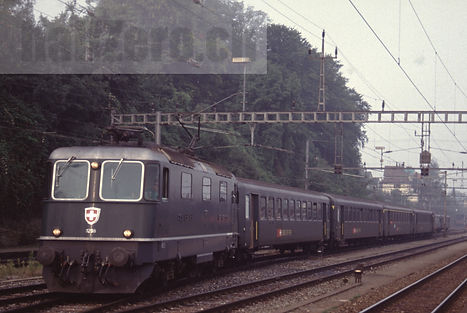 SBB CFF FFS Re 4/4 II Re 420