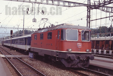 SBB CFF FFS Re 4/4 II Re 420