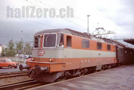 SBB CFF FFS Re 4/4 II Re 420 Swiss Express