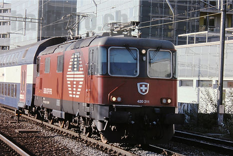 SBB CFF FFS Re 4/4 II Re 420 Lion RER Zürich