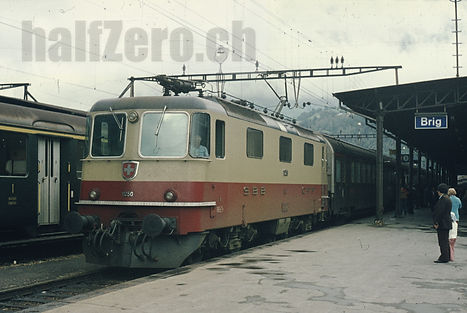 SBB CFF FFS Re 4/4 II Re 420