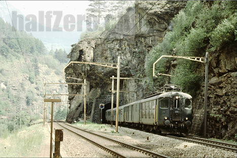 SBB CFF FFS Re 4/4 I