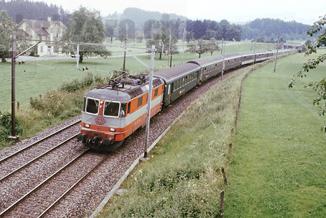 SBB CFF FFS Re 4/4 II Re 420 Swiss Express
