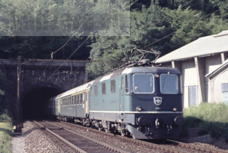 SBB CFF FFS Re 4/4 II Re 420