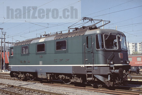 SBB CFF FFS Re 4/4 II Re 420