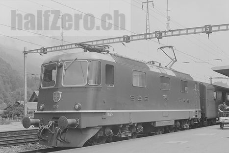 SBB CFF FFS Re 4/4 II Re 420