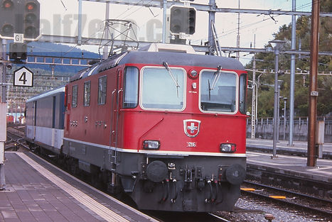 SBB CFF FFS Re 4/4 II Re 420