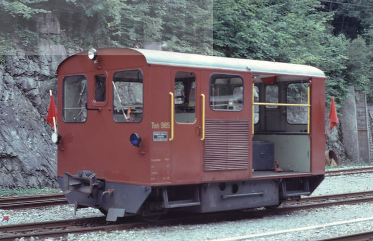 Tm2_596-004.jpg