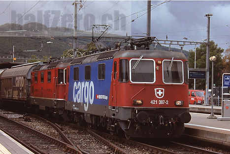 SBB CFF FFS Re 4/4 II Re 421 Cargo