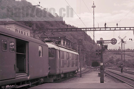 SBB CFF FFS Re 4/4 I