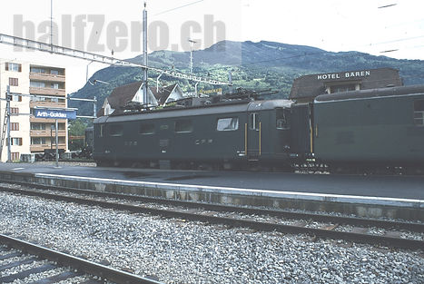 SBB CFF FFS Re 4/4 I