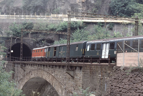 SBB CFF FFS Re 4/4 I