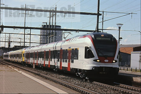 SBB CFF FFS RABe 521 Stadler FLIRT