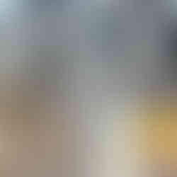 השף מושיק רוט מופיע כבר שנים בטלוויזיה שלנו בתור שף מעוטר בכוכבי מישלן שאנחנו לא יכולים לאכול את האוכל שלו. אבל באוקטובר האחרון המצב השתנה והוא פתח מסעדה בתל אביב, מסעדת אנד מושיק. היא ממוקמת ממול מתחם שרונה, בבניין סגלגל, כמעט קסום, שבעברו פעלה בו נגריית ונוס ולאחר מכן משרדי ממשלה שונים. אנד מושיק. moshik. האתר של יובי עם כל מה שיאמ, היכנסו וגלו את המסעדות שיובי הכי אהבה ושכל יום בלעדיהן הוא יום מבוזבז, אתר ביקורת מסעדות שף מפיה של לקוחה רעבה במיוחד. Yuvi Yam.