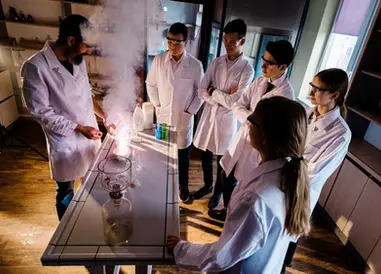 pracownia_chemiczna_gaudiumetstudium.webp