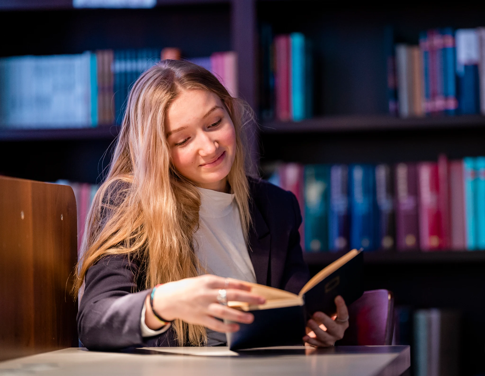 biblioteka_gaudiumetstudium.webp