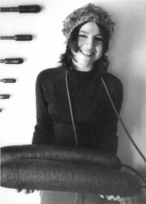 eva-hesse.jpg!Portrait.jpg