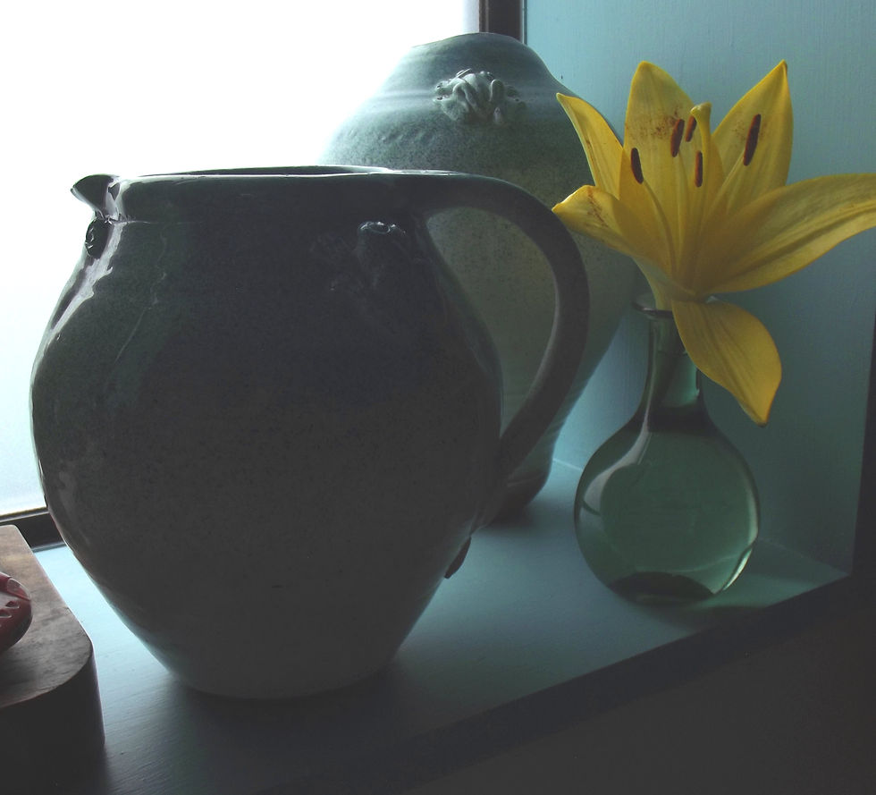 Green Frog and Frog vase