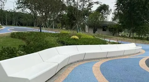 Banca stradala din beton, design modern, montaj rapid, rezistenta la ciclurile de inghet-dezghet, PLG-MBE09 - Palagio.ro
